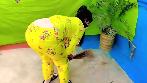 Indian brunette girl fucks her lover in a solo video