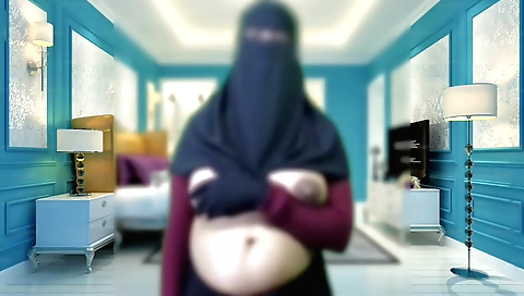 Indian housewife masturbating in the bedroom in hd