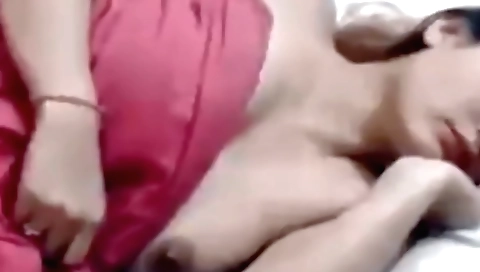 Sexy brunette milf with a sexy body and a long pussy