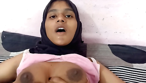 Indian brunette girl gets fucked in her hairy pussy