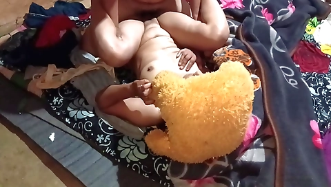 Indian amateur teen gets fucked in the hot Durga puja