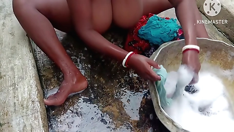 Amateur indian bhabhi kahani lagti hai hame koi hai nisha jodi hoga