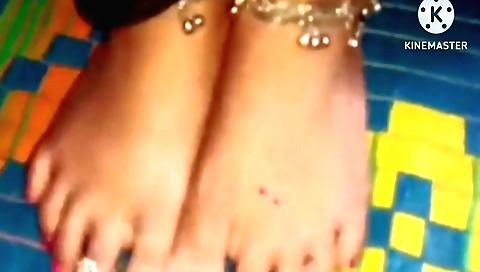 Indian uncle is in the mood to suck and get off on his sister