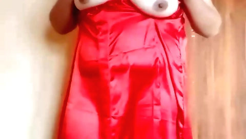 Indian girl is going to make you forget about anything