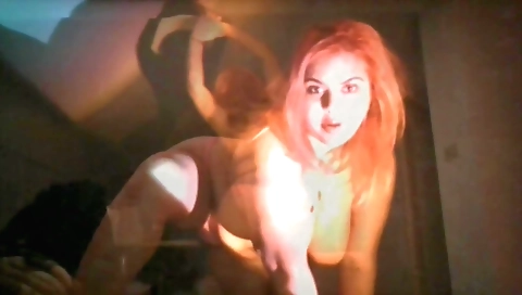 Indian redhead shows off her sexy body in the webcam