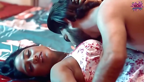 Indian brunette is showing her amazing body in the bedroom