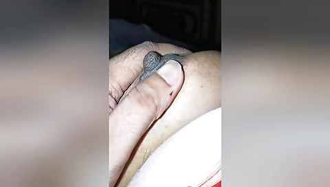 Indian woman leaves her husband and girlfriend in bangladesh