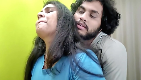Indian hottie gets fucked in her ass and cunt by a guy