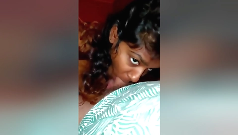 Indian girl with a perfect body gets fucked outdoors