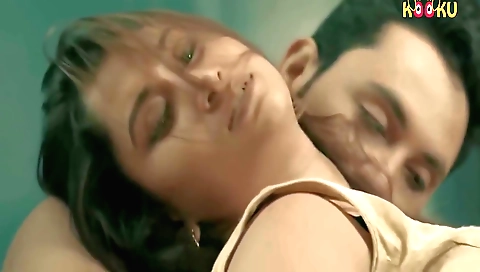 Indian milf gets a dick inside her pussy in her vehicle