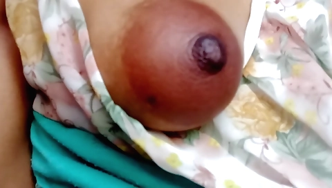 Solo female amateur porn video filmed in hindi and tamil language