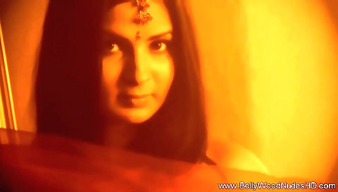 Stunning Indian woman with a sexy body enjoys solo dancing