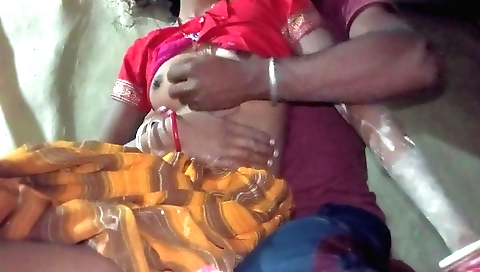 Bollywood babe is getting banged and fucked hard on the truck