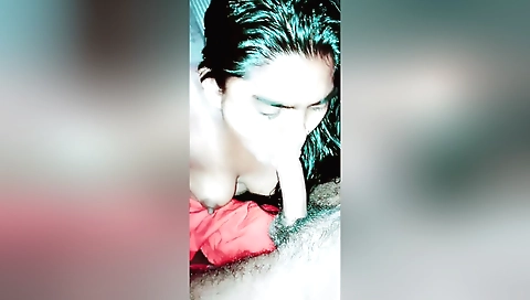 Amateur brunette milf with big ass and small boobs 1