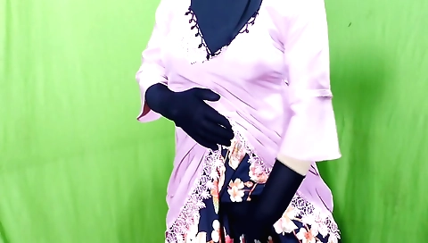 Indian Muslim female fucks and sucks her neighbor's manhood