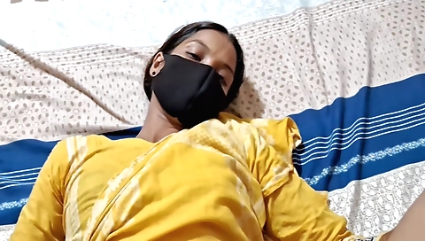 Indian girl fucks her ex-boyfriend in a very hot scene