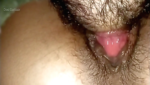 Indian amateur porn video with a hot 18-year-old girl