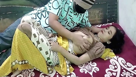 Indian teen shows her big boobs and tits in her tight pussy