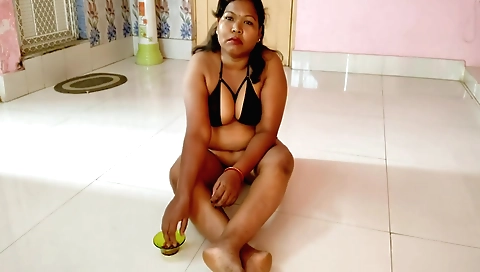 Homemade homemade naked sex clip of a slut in the studio