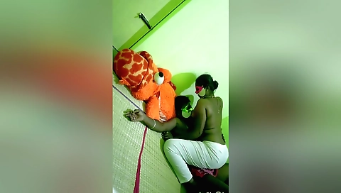 Indian teen 18+ fucked in bedroom by her boyfriend