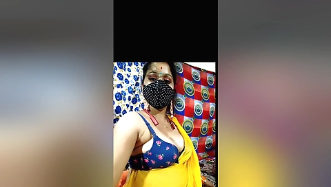 Big titted brunette babe shows her boobs on webcam