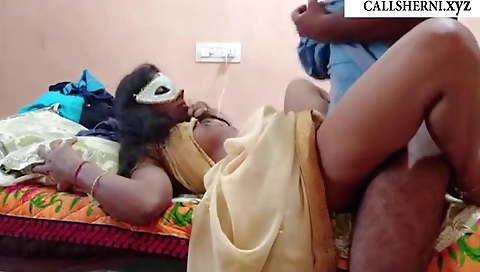 Indian brunette gets banged by her lover in web cam video
