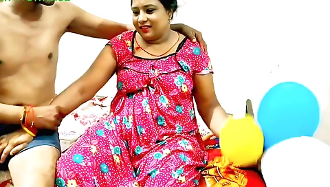 Brunette anal sex with a neighbor in homemade sex clip