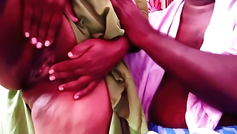 Indian girl gets caught in bed and fucked on her knee