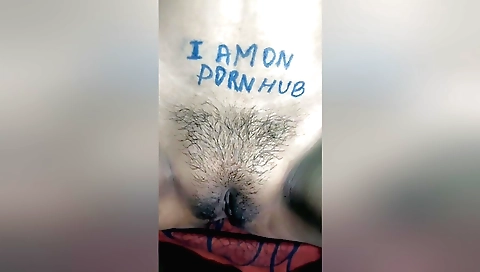 I'm fucking in my sexy clothes in an amateur video