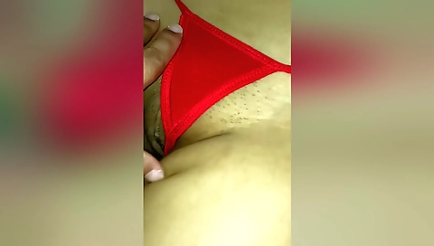 Indian girl with nice body gets fucked on the massage bed