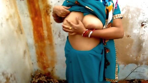 Beautiful amateur indian has her hairy pussy and body fucked