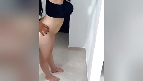 Amateur brunette stepmom gets creampie from her stepson