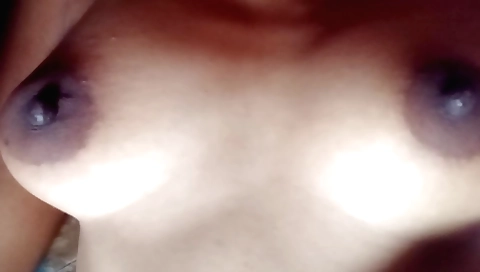 Indian woman in a small tits and a sexy body 2017 solo video