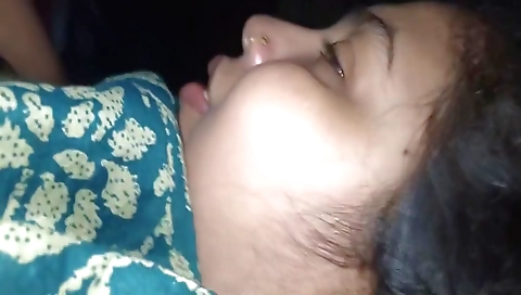 Indian babe with a nice ass has some fun with her man