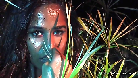 Poonam pandey in her sexy bikini and nude in the nude