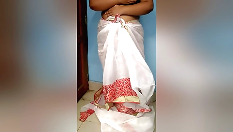 Indian solo amateur video with big boobs in webcam