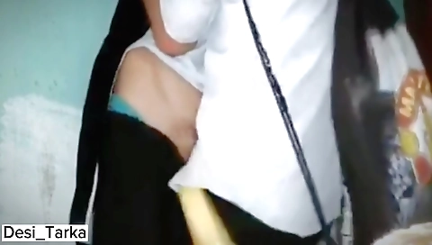 Indian babe with a nice natural body makes love with a big dick