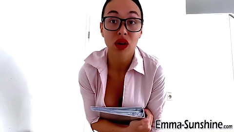 Hot milf with huge natural breasts gets fucked with a dildo