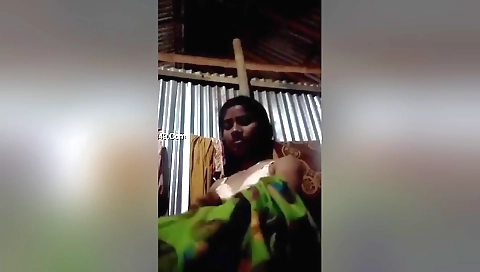 Today Exclusive -cute Village Girl Change Her Cloths