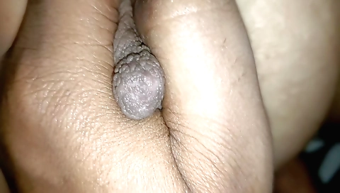 Indian hottie gets fucked by her boyfriend on camera