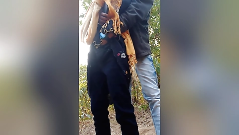 Indian teen gets penetrated in the backyard in amateur video