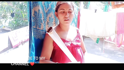 Indian busty girl in a sexy outfit shows her boobs